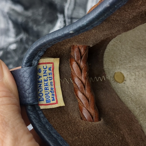 Dooney & Bourke Teton draw stream bag - Picture 15 of 16